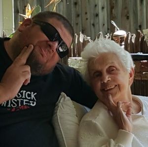 Meet your Posher, Curtis